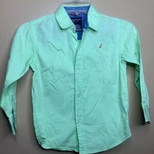 Nautica Boys Size Medium 5/6 Shirt Green Button Down Collared Long Sleeve